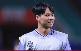 Cầu thủ 4 lần vô địch V.League xuống giải hạng Nhất thi đấu