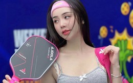 Mặc gì giữa tranh cãi chơi Pickleball chủ yếu khoe thân, làm màu