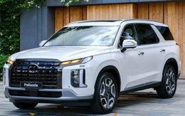 Hyundai Palisade giảm giá tới 150 triệu tại đại lý: Sales báo 'xả lỗ', bản rẻ nhất còn 1,345 tỷ đồng, rẻ hơn niêm yết Fortuner, 'giẫm chân' Santa Fe