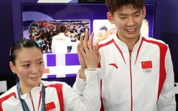 Vừa giành HCV Olympic, VĐV Trung Quốc được cầu hôn bằng nhẫn kim cương