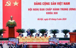 CHÙM ẢNH: Hội nghị Ban Chấp hành Trung ương khóa XIII