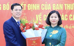 Trao quyết định của Ban Thường vụ Thành uỷ Hà Nội về công tác cán bộ