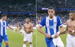 Hậu vệ Alaves bị trừng phạt vì xin áo của Mbappe