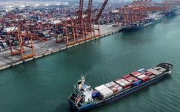 Kinh tế Trung Quốc chưa kịp mừng đã lo