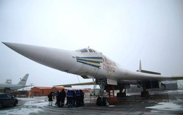 Kiev suýt bán 3 oanh tạc cơ chiến lược Tu-160 cho Mỹ