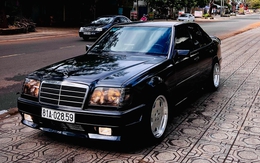 Hồi sinh Mercedes-Benz E-Class 1993, thợ Việt chia sẻ: ‘Mua chỉ 100 triệu, thêm 300 triệu độ xe nhưng tiền công chiếm hơn nửa’