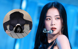 Một ngôi sao hạng A quỳ gối, xin Jisoo (BLACKPINK) tha thứ