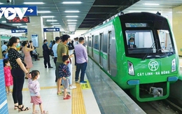 Tàu đường sắt đô thị Hà Nội sẽ chạy xuyên giao thừa Tết Ất Tỵ 2025
