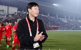 AFF Cup: Đội tuyển Việt Nam lộ “tử huyệt”, HLV Kim Sang-sik sẽ dùng “lá chắn thép” của ông Troussier?