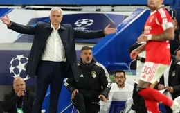 Jose Mourinho được chào đón như người hùng tại Chelsea