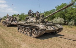 Quốc gia dùng T-55 cuối cùng tại châu Âu sắp thay thế bằng Leopard 2A8 và K2?