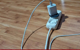 Có phải tiền điện tăng cao vì thói quen không rút củ sạc?