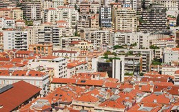 Quốc gia chỉ rộng 2km2, nhỏ bằng nửa Hồ Tây có GDP đầu người cao nhất thế giới, ra đường gặp 3 người thì 1 người là triệu phú