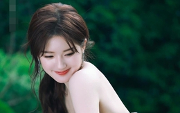 Triệu Lộ Tư khiến 2 ông lớn muối mặt