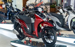 Giá xe Honda SH Mode tháng 10/2025: Đại lý "hét" giá chênh gần 9 triệu đồng