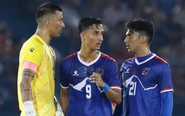 HLV Nepal bất ngờ cầu viện "ông trời", mong có mưa lớn để dễ làm điều này với tuyển Việt Nam