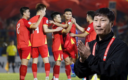"ĐT Việt Nam chơi bế tắc, cần sao trẻ để tạo sự đột phá"