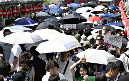 Đàn ông ở "xứ Phù Tang" lần đầu làm việc vượt định kiến, doanh thu 1 ngành tăng gấp đôi