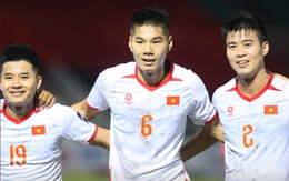 HLV Kim Sang-sik “xoay bài”, tuyển Việt Nam vẫn dễ “lâm nguy” sau chiến thắng nhạt nhoà