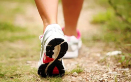 Một động tác đơn giản hơn đi bộ, mỗi ngày 10 phút, cơ thể nhận ngay ít nhất 3 lợi ích lớn!