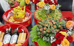 Sát ngày ăn hỏi, chú rể bị tình cũ đến nhà "bắt vạ", mẹ chồng xử lý trong 1 nốt nhạc làm cô ta tự "sập bẫy"