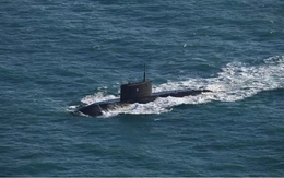 Máy bay Thụy Điển bám sát tàu ngầm Nga trên Biển Baltic