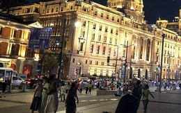 Khách Việt trầm trồ với 1 cảnh tượng ở Thượng Hải, đợi cả ngày chỉ để được thấy: "Đúng như lời đồn!"