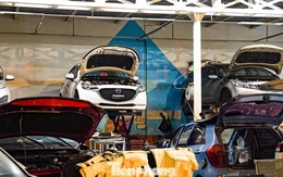 Hàng nghìn xe ngập nước, gara ở Thái Nguyên làm xuyên đêm vẫn quá tải