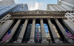 Cổ phiếu ngân hàng Mỹ chao đảo, giới đầu tư ám ảnh nhớ lại sự kiện 2 năm trước: Chuyện gì đang xảy ra?