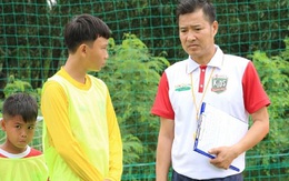 Cựu tuyển thủ Hồng Sơn loại 2 thí sinh