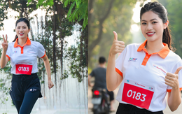 Hoa khôi Vũ Hương Giang sống kỷ luật, tích cực để làm gương cho con