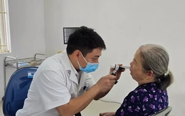 Xã đầu tiên của Hà Nội khám sức khỏe miễn phí cho toàn dân