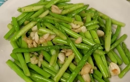 Loại rau được ví như "thần dược của nam giới": Thường xuất hiện trong món cao cấp, luộc hay xào đều ngon