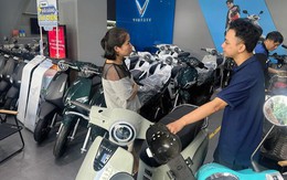 Người Việt ngày càng thích mua xe máy điện