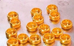 Bắt giữ đối tượng mang 16 chiếc nhẫn vàng nhập cảnh vào Việt Nam