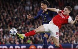 Gyokeres ghi cú đúp, Arsenal vùi dập Atletico Madrid trong 15 phút