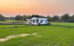 Cặp đôi U40 cầm 2,5 tỷ về quê xây nhà dưỡng già, chưa được 1 năm, bố mẹ đã phải thốt lên: “2 đứa bị điên rồi”