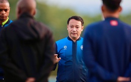 CLB Nam Định chia tay HLV Vũ Hồng Việt