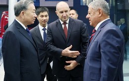 Thăm DN hơn 60 tuổi của Bulgaria, Tổng Bí thư muốn Việt Nam hợp tác sản xuất thiết bị bay không người lái