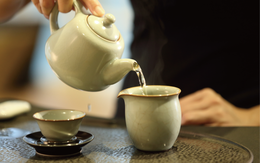 Người đàn ông uống trà nóng mỗi ngày, đến khi đi khám, nhận kết quả gây sốc