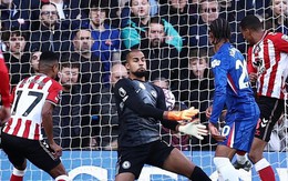 Thắng ngược trên sân Chelsea, Sunderland vươn lên nhì bảng