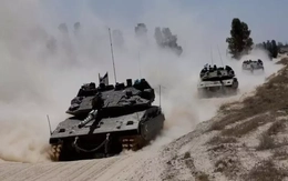 Nhân chứng nói quân đội Israel tấn công Dải Gaza giữa lệnh ngừng bắn