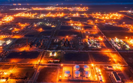 Tuyên bố trung thành với dầu Nga chưa được bao lâu, quốc gia BRICS bất ngờ ‘quay xe’: Âm thầm mua 10 triệu thùng dầu Trung Đông, loạt nhà máy điều chỉnh kế hoạch nhập khẩu