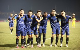 Sai lầm của SLNA giúp Thanh Hoá thắng trận đầu ở V-League 2025-2026