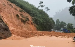 Đà Nẵng đang mưa to và rất to, sơ tán hàng trăm hộ dân ở các vùng sạt lở, ngập sâu