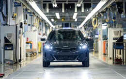 Sự lụi tàn của ‘Detroit của châu Âu’: Công sức gây dựng 30 năm nguy cơ đổ bể vì thuế, 85.000 việc làm có thể biến mất