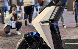 Đây là chiếc xe điện không bao giờ phải lo hết pin: SYM PE3