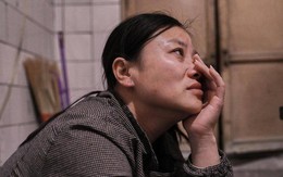 Người phụ nữ nuôi em gái thành luật sư, cho tiền mua nhà, cưới chồng, đến khi bệnh nặng xin ở nhờ, em đáp: "Nhà em đang có khách"