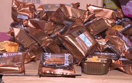 Gần 4.000 bánh Trung thu ngoại nhập “không giấy tờ” bị bắt ngay giữa phố Hà Nội: Ông chủ SN 1980 khai sự thật bất ngờ