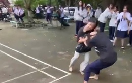 Làm rõ video 2 nữ sinh ở phường Hiệp Bình đánh nhau, nhiều người cổ vũ